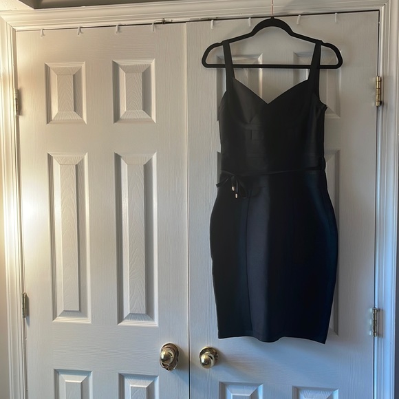 Bella Barnett Stella Bandage Dress. Black. Size XL - Picture 5 of 9